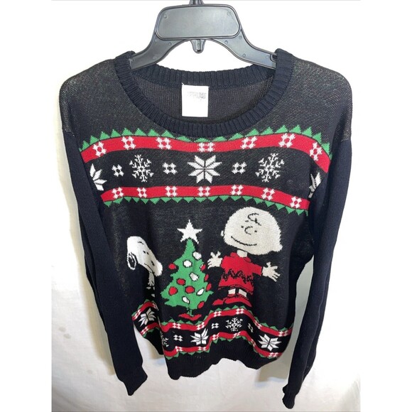 Peanuts Men’s Pullover Sweater Size Medium Black Christmas Holidays Tree Motif - Picture 1 of 12